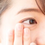 目の下のクマ